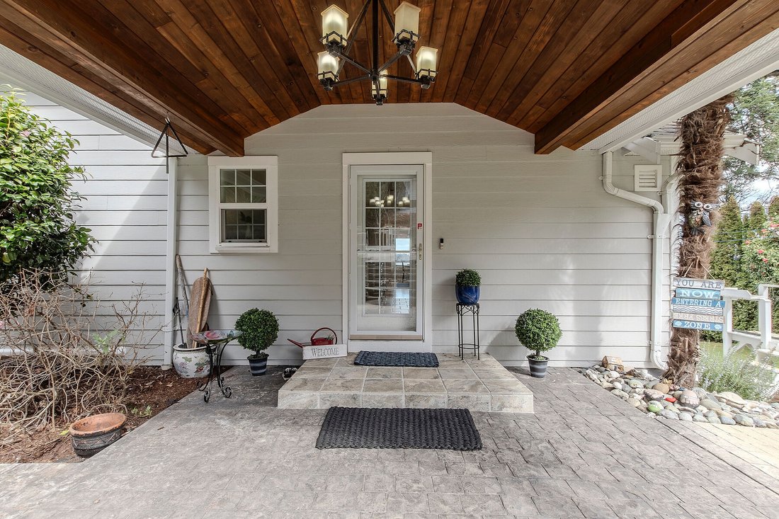 House in Ladysmith, British Columbia, Canada 4 - 17551009