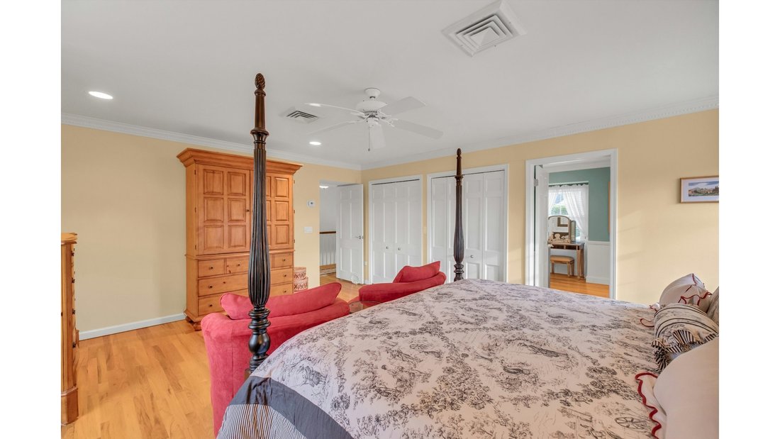 House in Hampton Bays, New York, United States 1 - 16900966