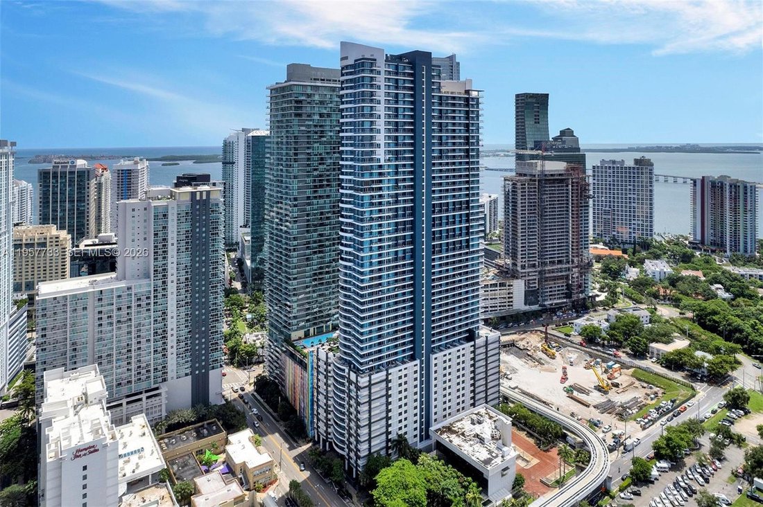 Condo in Miami, Florida, United States 1 - 17549158