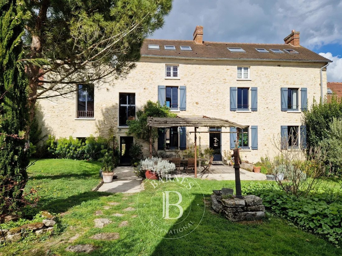 House in Oinville-sur-Montcient, Ile-de-France, France 1 - 17550338