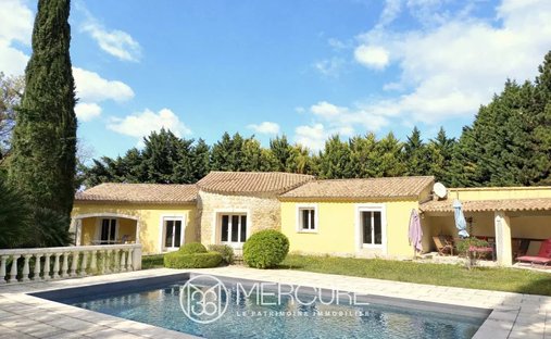 Villa a Allan, Auvergne-Rodano-Alpi, Francia 1