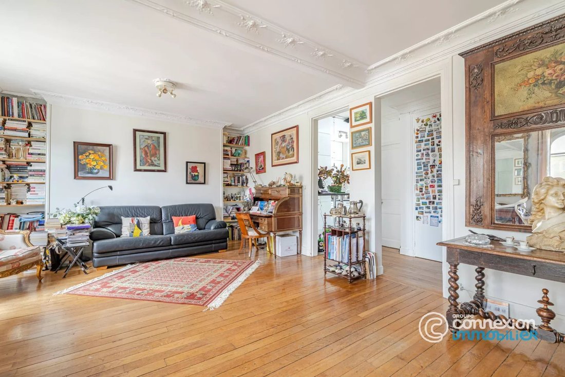 Apartment in Violet Commerce, Paris 15e Arrondissement, Paris 4 - 17550324