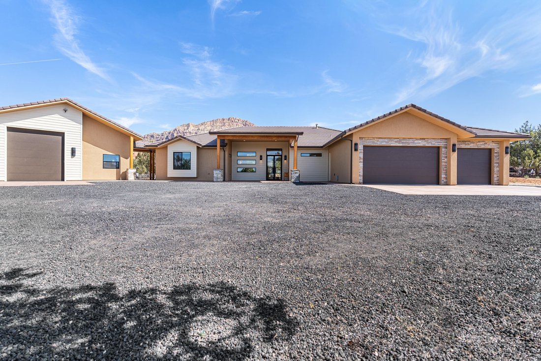 House in Hurricane, Utah, United States 3 - 17551946