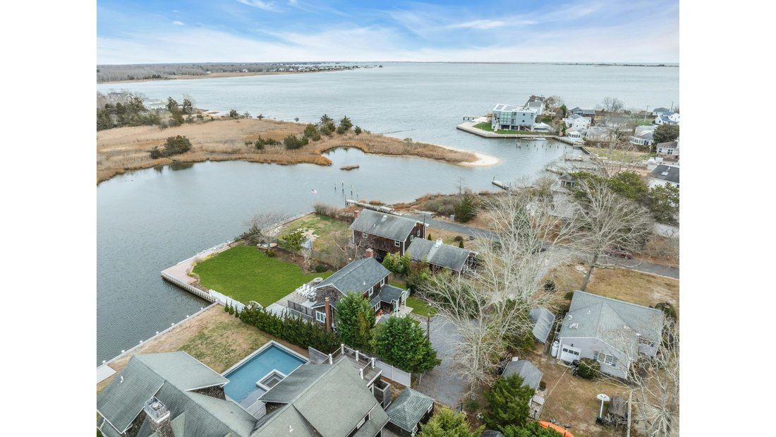 House in East Quogue, New York, United States 1 - 16893672