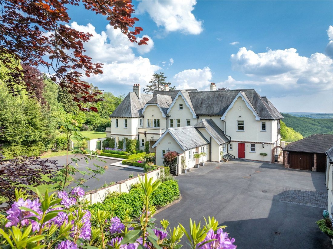 House in Linchmere, England 3 - 17548886