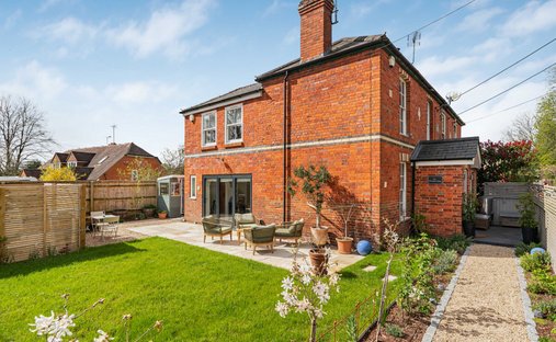 House in Stoke Row, England 1