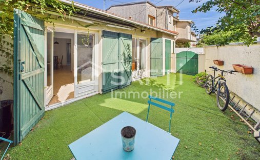 House in Le Lac-Bacalan, Bordeaux, France 1