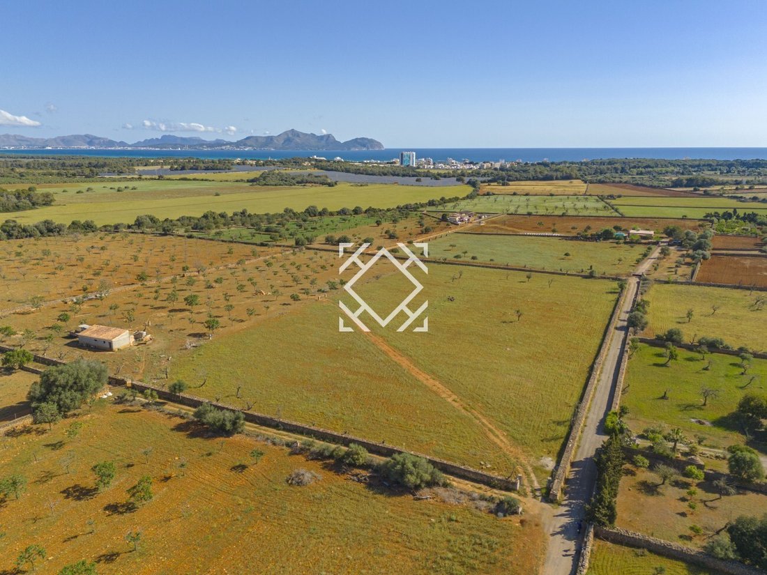 Finca in Santa Margalida, Balearic Islands, Spain 1 - 17548477