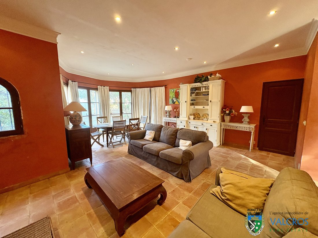 Villa in Hyeres, Provence-Alpes-Côte d'Azur, France 5 - 17552637