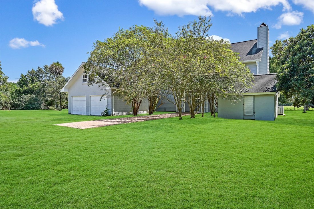 House in Friendswood, Texas, United States 4 - 17552189