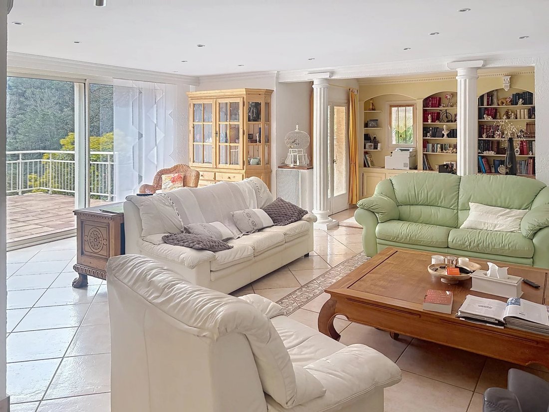 Villa in Les Termes, Mandelieu-la-Napoule, France 5 - 17373309
