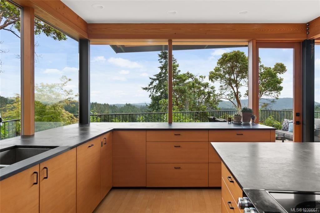House in Saltspring Island, British Columbia, Canada 3 - 17552993