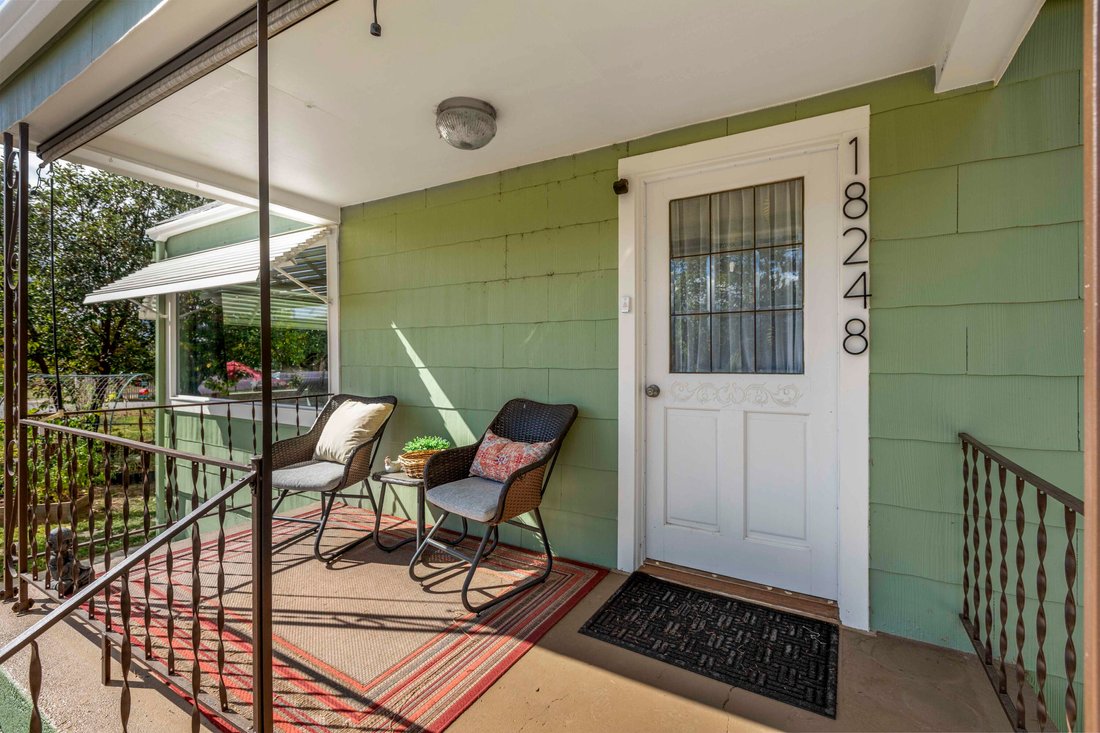 House in Cave Junction, Oregon, United States 4 - 17552025