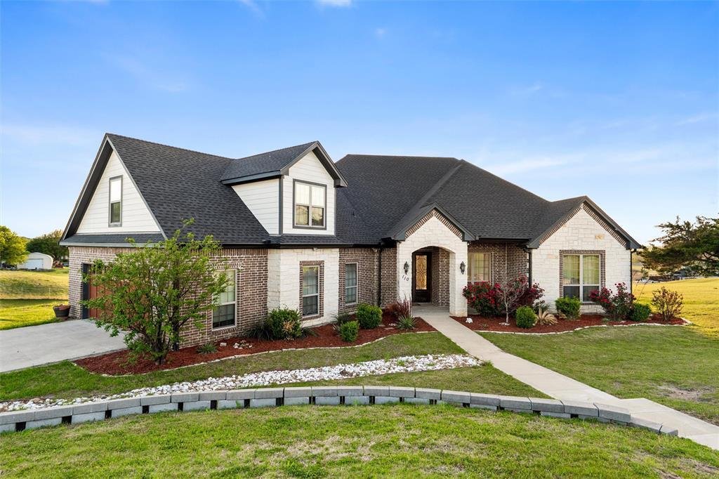 House in Ennis, Texas, United States 2 - 17551886