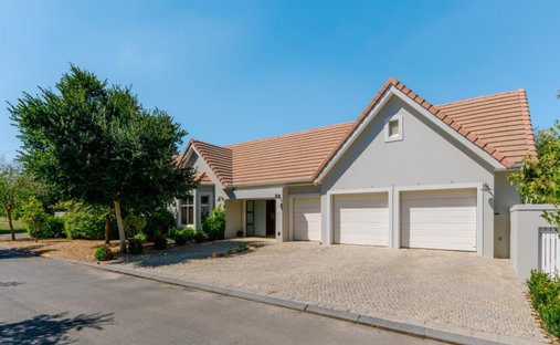 House in Paarl, Western Cape, South Africa 1