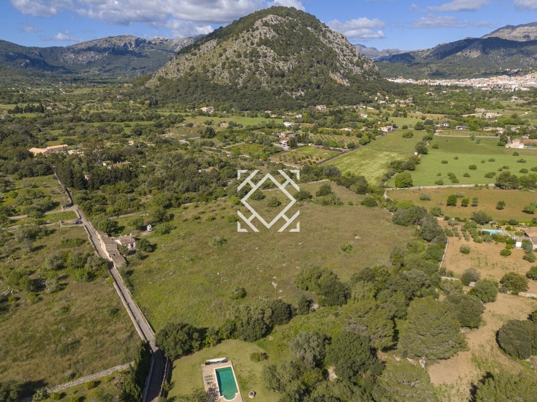 Finca in Pollenca, Balearic Islands, Spain 1 - 17548611