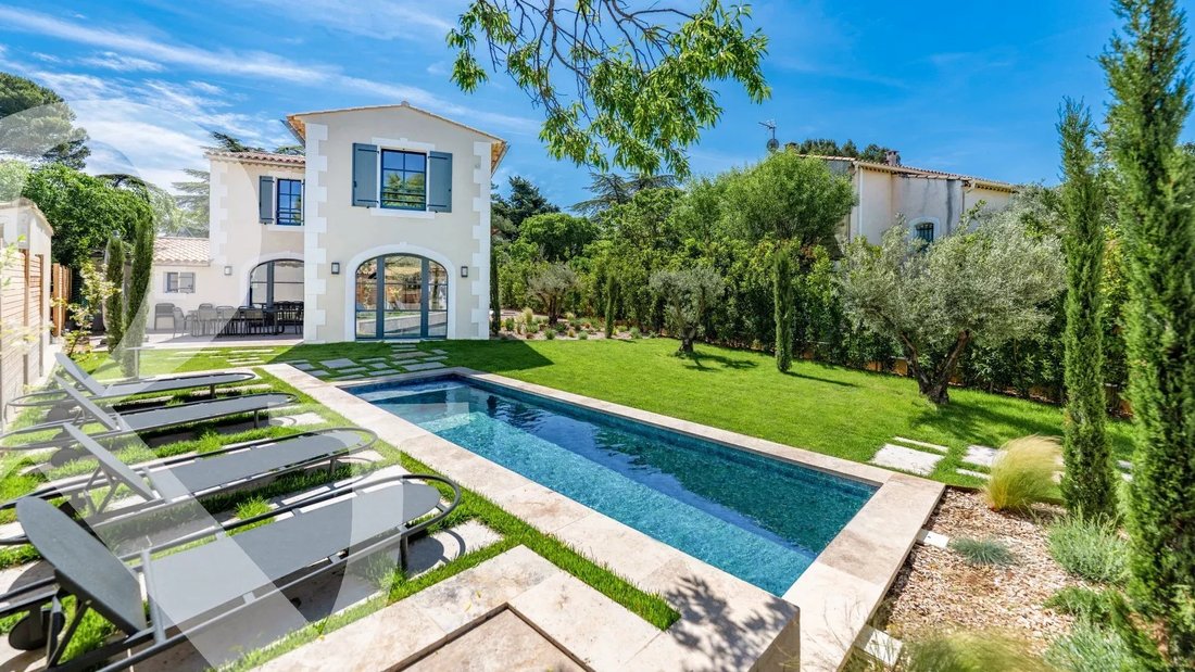 House in Eygalières, Provence-Alpes-Côte d'Azur, France 1 - 17550401