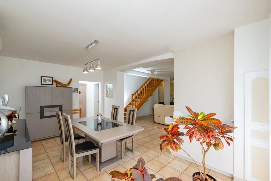 House in Salles, Nouvelle-Aquitaine, France 4 - 17550353