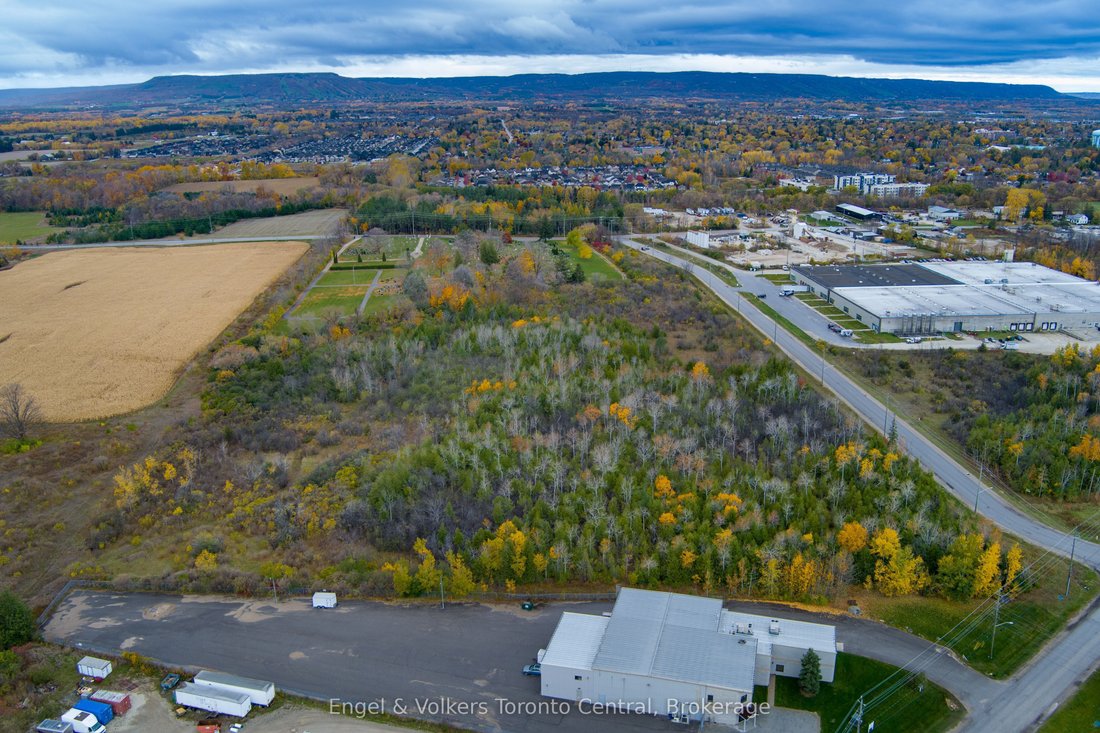 Land in Collingwood, Ontario, Canada 1 - 17552885