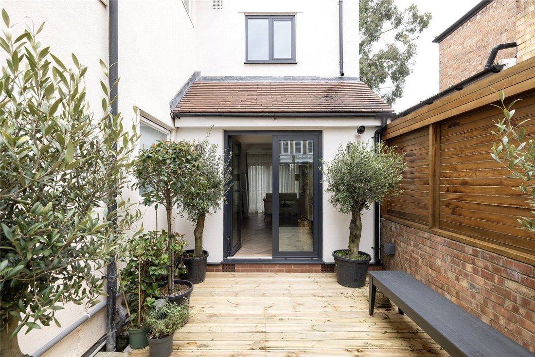 Ladbroke Grove, Kensington And Chelsea, England 2 - 17548721