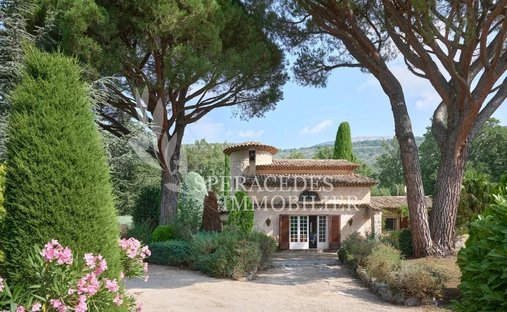 Villa in Saint-Vallier-de-Thiey, Provence-Alpes-Côte d'Azur, France 1