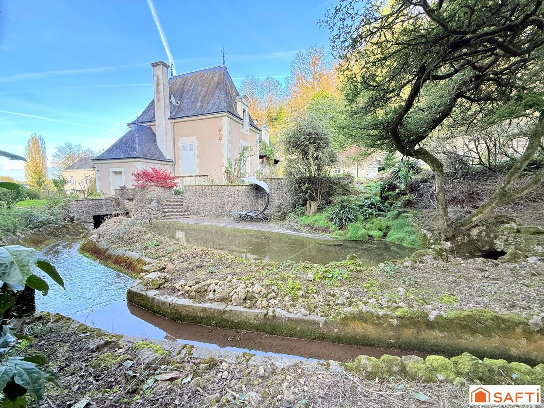 House in La Chartre-sur-le-Loir, Pays de la Loire, France 2 - 17551159