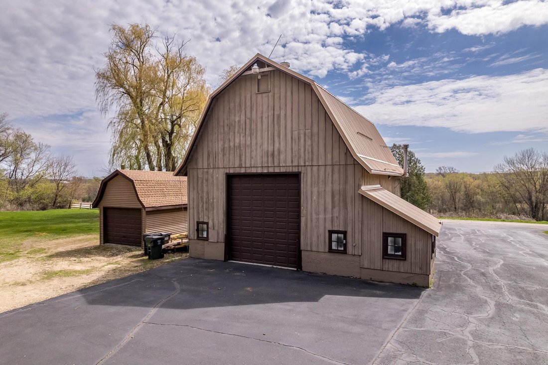 House in Whitewater, Wisconsin, United States 3 - 17549140