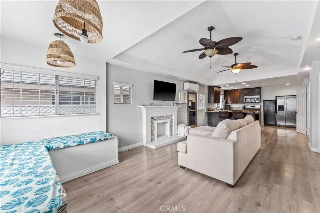 Newport Beach, California, United States 3 - 16525177