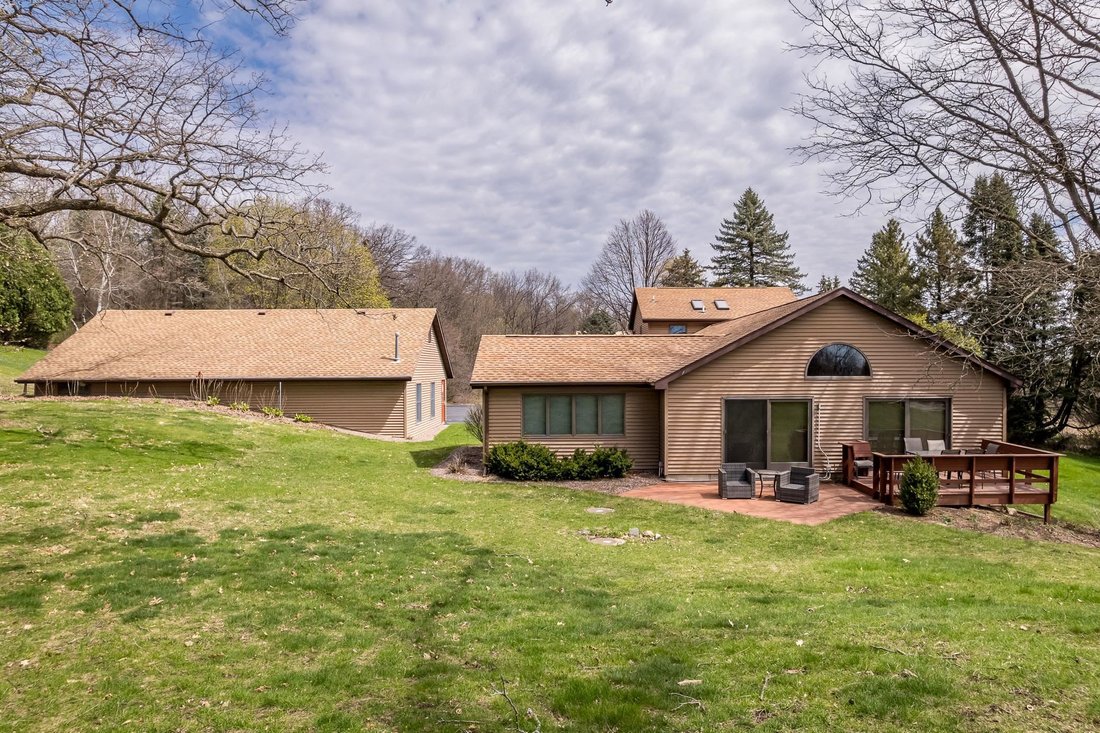 House in Whitewater, Wisconsin, United States 1 - 17549140