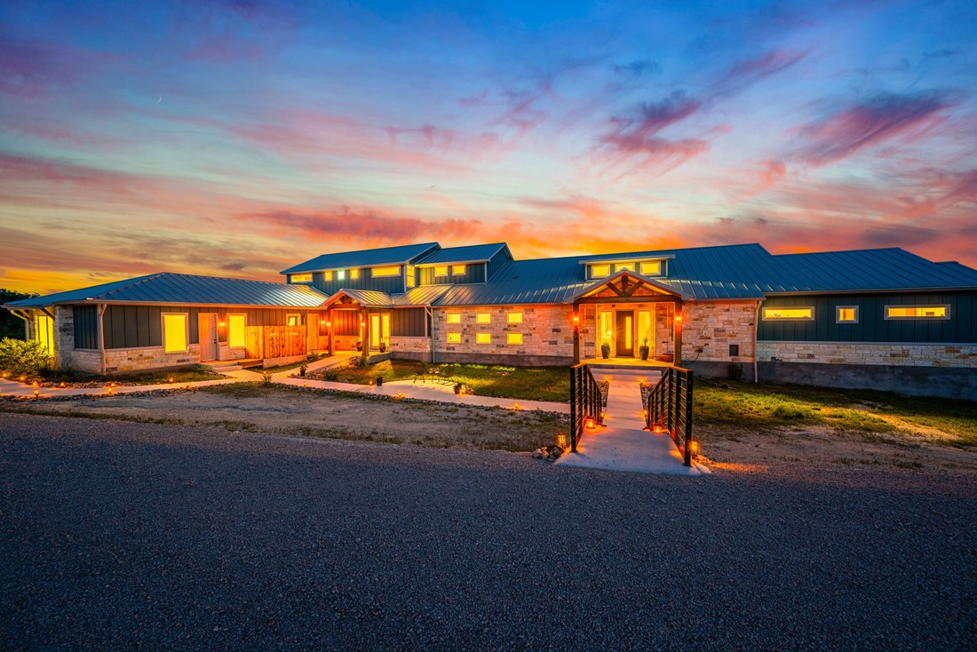 House in Fredericksburg, Texas, United States 1 - 16200001
