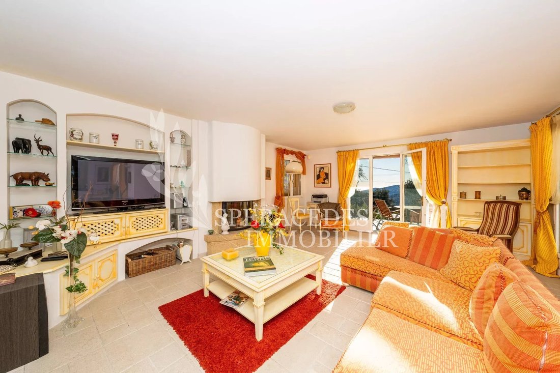 Villa in Spéracèdes, Provence-Alpes-Côte d'Azur, France 4 - 15043111