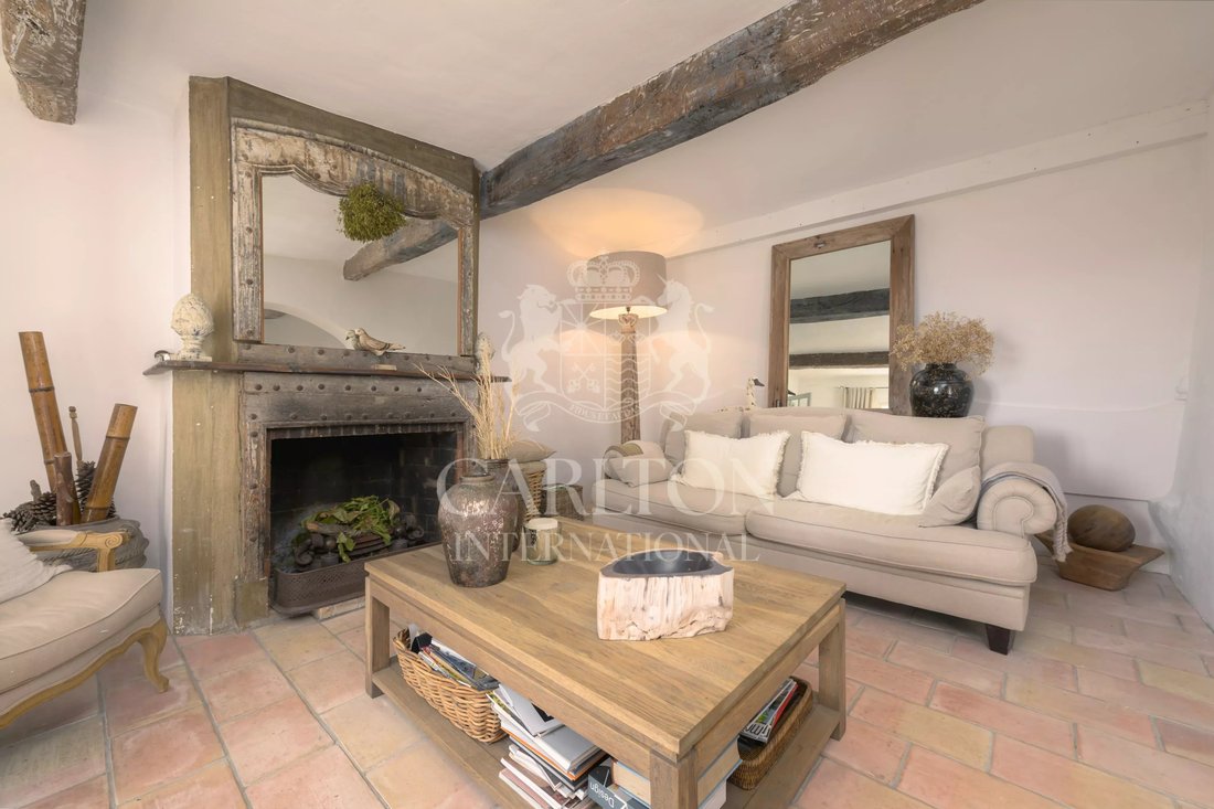 Country House in Châteauneuf-Grasse, Provence-Alpes-Côte d'Azur, France 4 - 17550355
