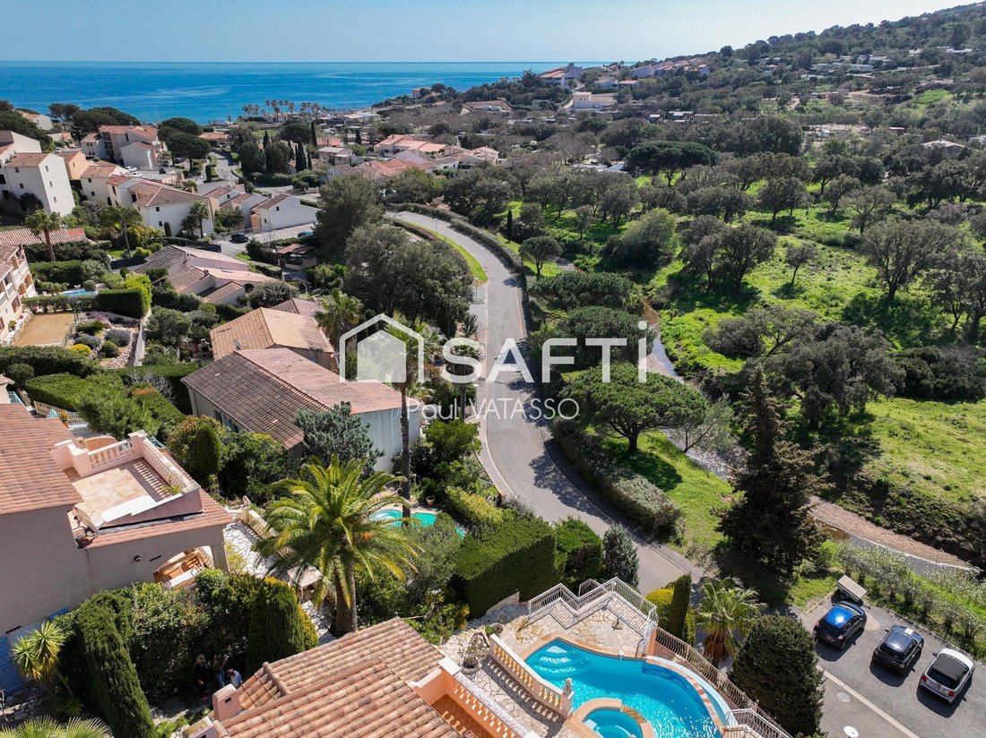 House in Ecarts, Roquebrune-sur-Argens, France 4 - 17551142