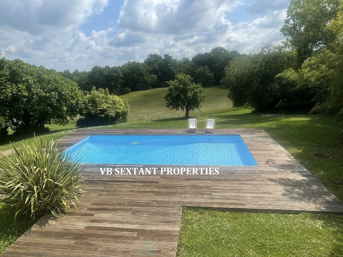 Estate in Latresne, Nouvelle-Aquitaine, France 5 - 16769999