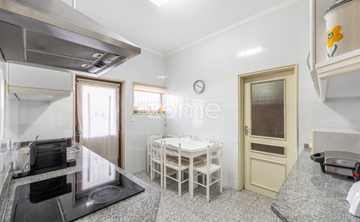 House in Canidelo, Porto District, Portugal 1