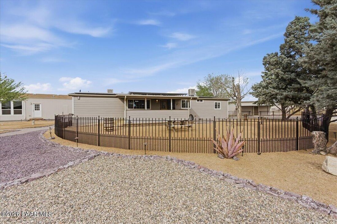 Chino Valley, Arizona, United States 1 - 17545814