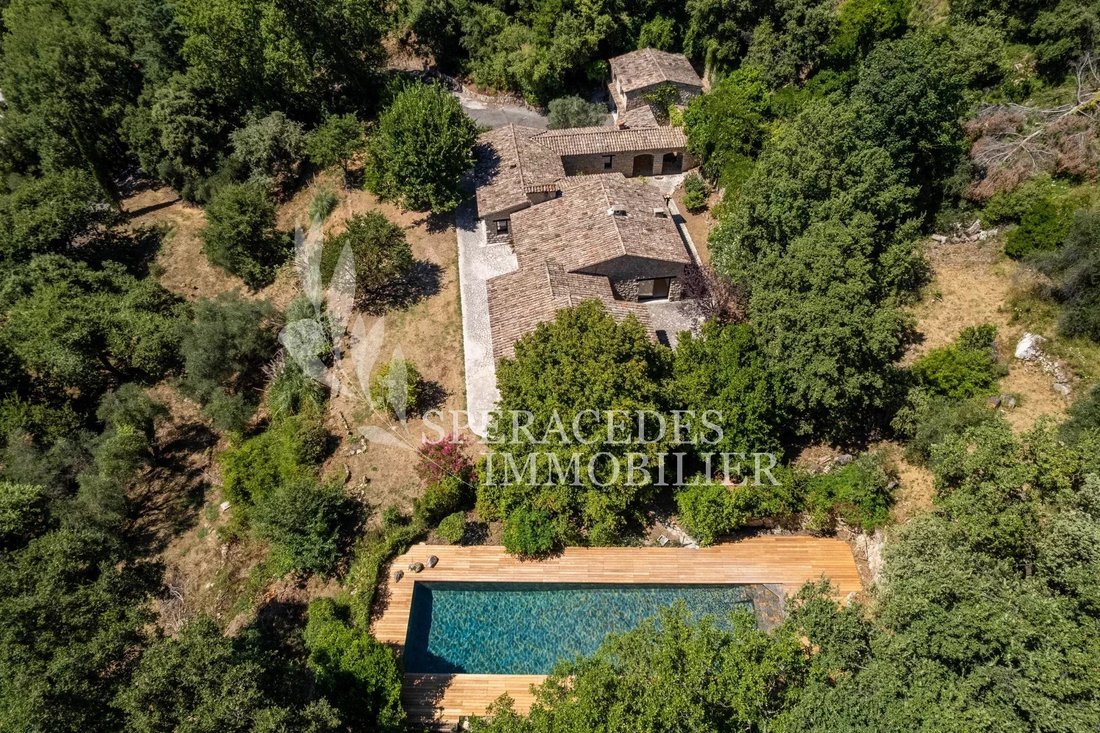 Estate in Saint-Cézaire-sur-Siagne, Provence-Alpes-Côte d'Azur, France 3 - 15970586