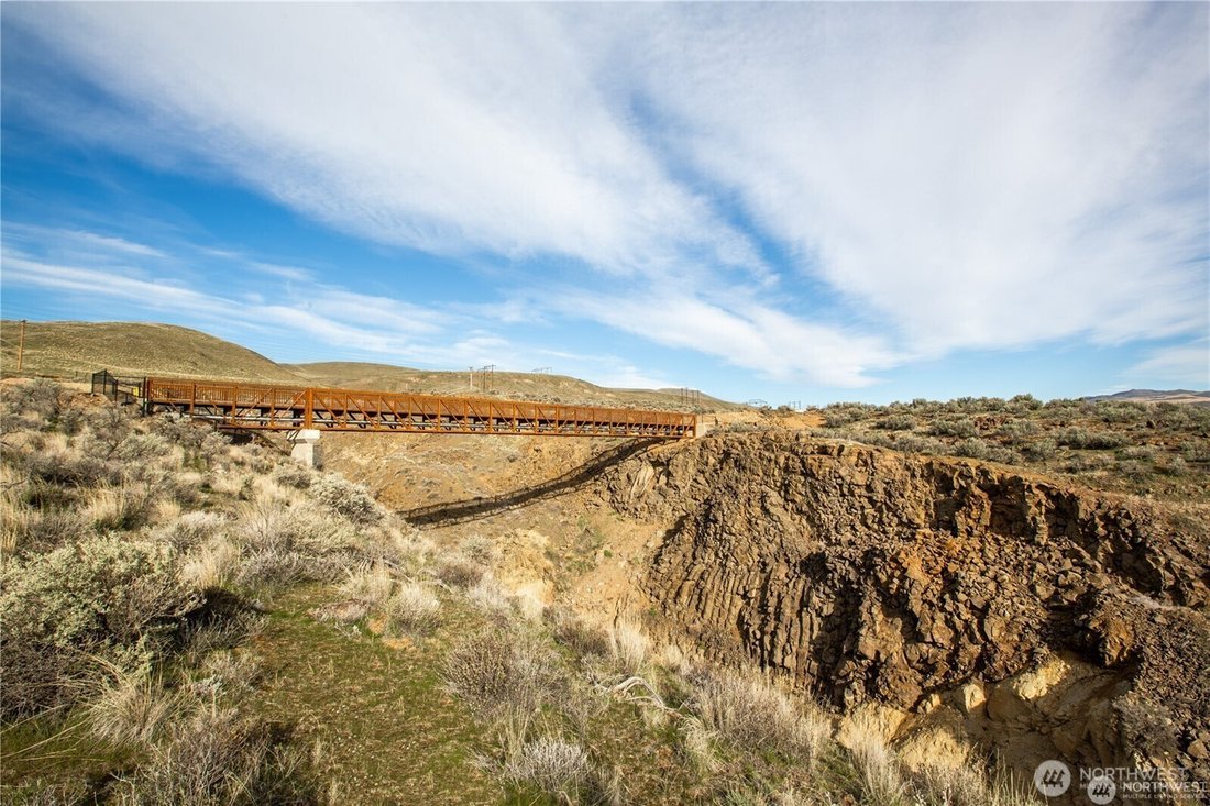 Land in Malaga, Washington, United States 5 - 17552888