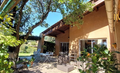 Maison à Gres de Tousilles, Bollène, France 1