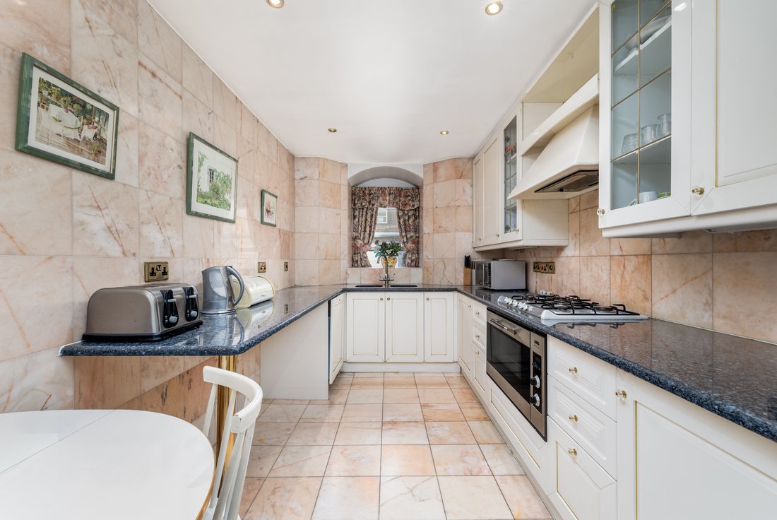 Apartment in Hyde Park, Westminster, England 5 - 17551713