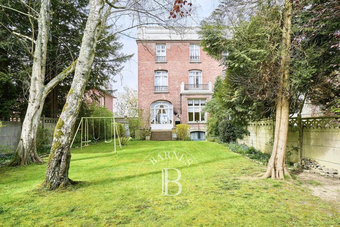 House in Tourcoing, Hauts-de-France, France 2 - 17550316