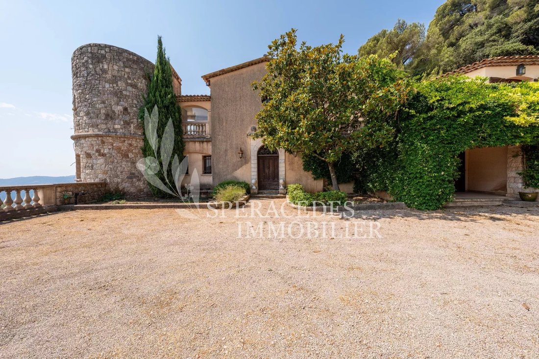 Estate in Cabris, Provence-Alpes-Côte d'Azur, France 3 - 17295134