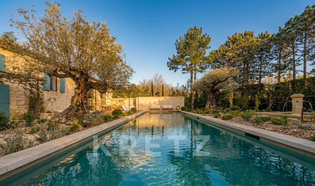 House in Saint-Rémy-de-Provence, Provence-Alpes-Côte d'Azur, France 1 - 17549949