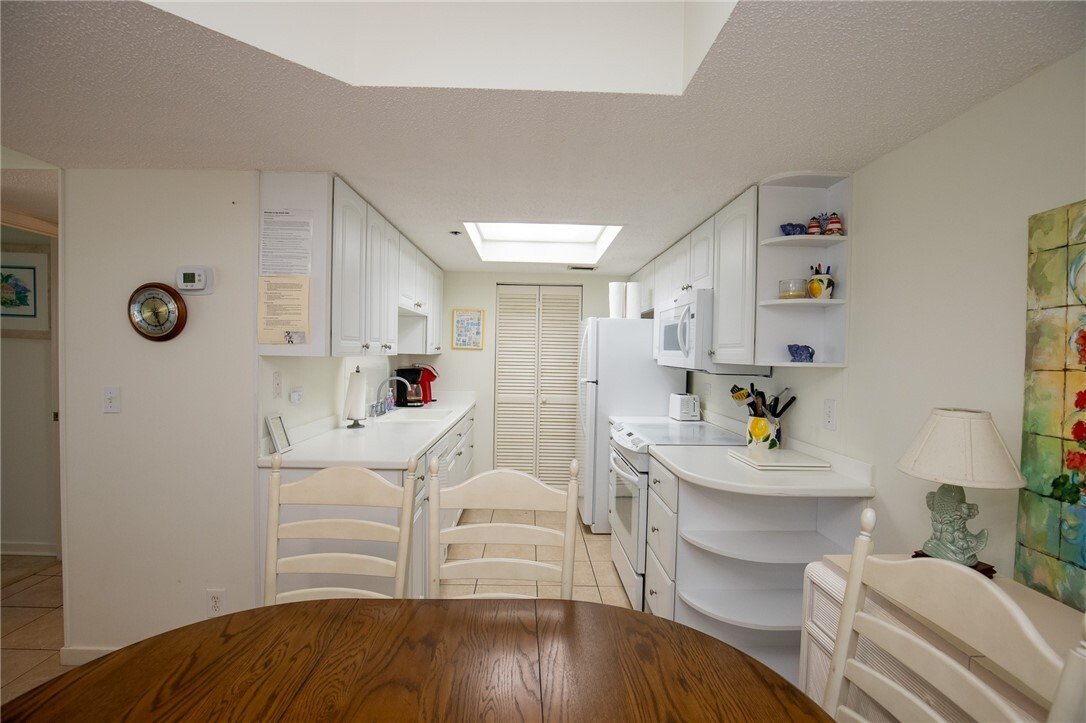 Condo in St. Simons, Georgia, United States 3 - 17551735
