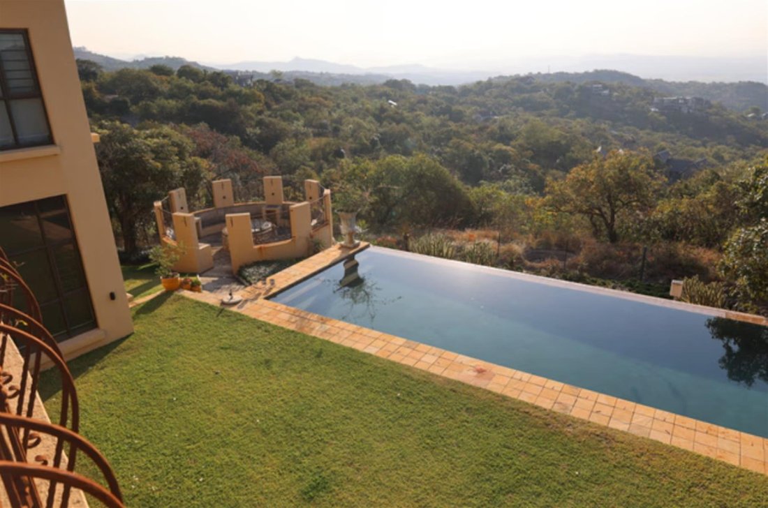 House in Sonheuwel, Mbombela, Mpumalanga 3 - 17553033