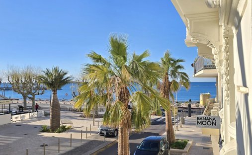 Apartment in Plateau Notre Dame Sud-Bord de mer-Beaurivage, Saint-Raphaël, France 1