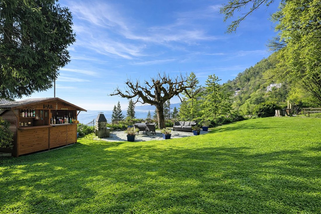 Villa in Veytaux, Vaud, Switzerland 4 - 17552973