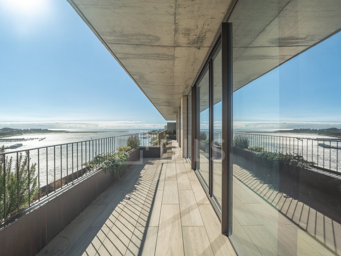Apartment in Lordelo do Ouro e Massarelos, Porto District, Portugal 4 - 17550285