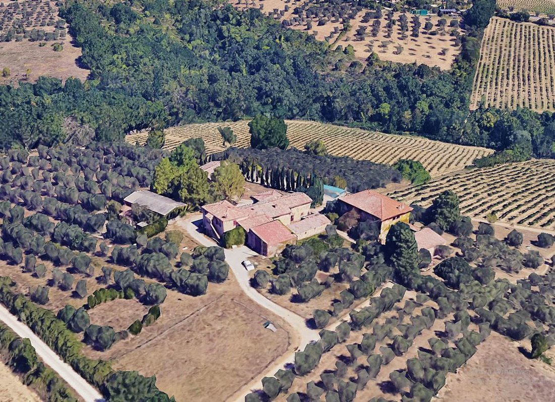 Castellina in Chianti, Tuscany, Italy 2 - 17553210
