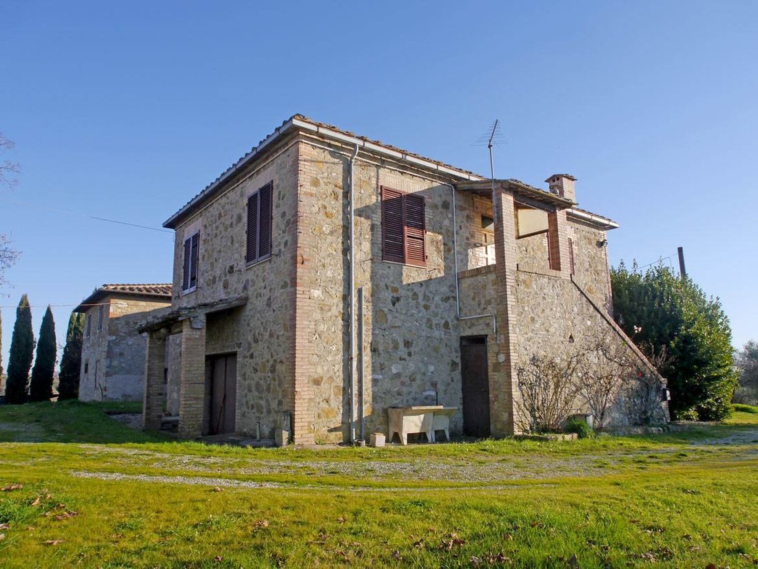 Castellina in Chianti, Tuscany, Italy 1 - 17553210